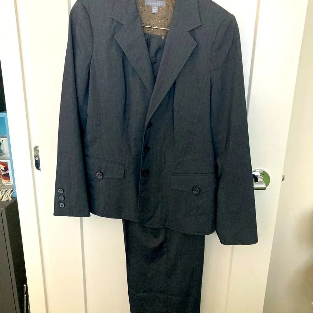 ATELIER Sz 12  Business Career Pinstripe Pantsuit Polka Dot Contrast Lining Suit